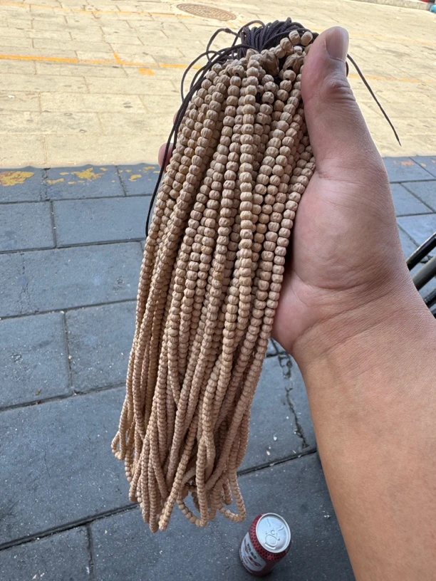 Z4百香籽小金豆脖挂4➕5左右