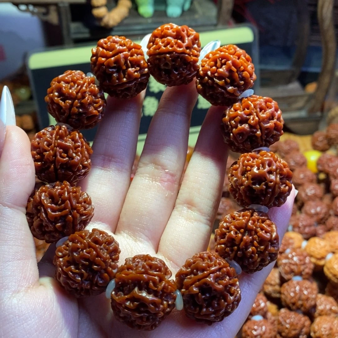 吊坠金刚菩提226原生态玉化