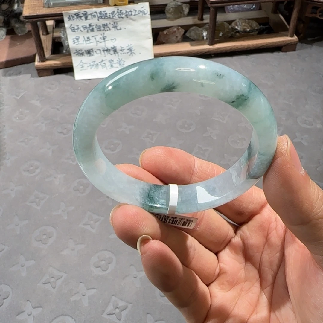 翡翠未镶嵌手镯55圈口