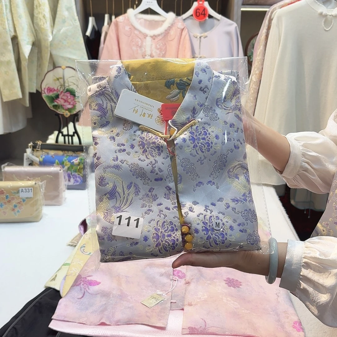 雨****非遗传承人的精神风貌和