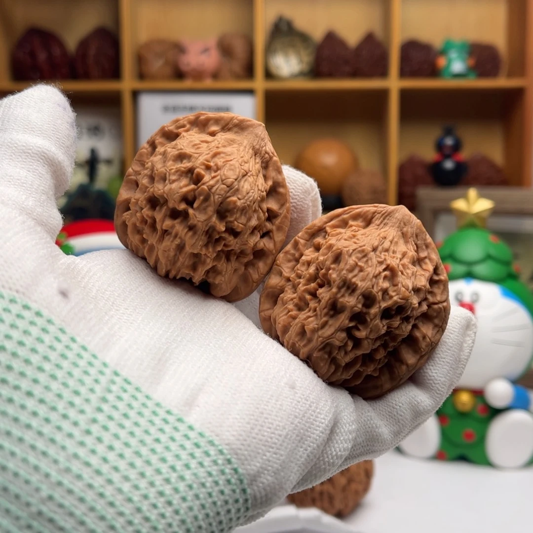 把件文玩核桃福利不退换，43红狮子高有误差