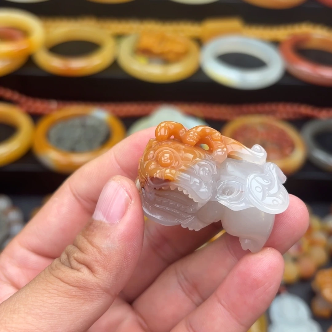 石英质玉（黄龙玉）未镶嵌手链