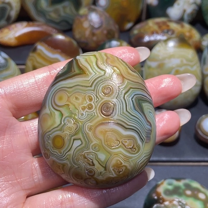 【闪购商品】未镶嵌玛瑙/玉髓珠宝奇石u
