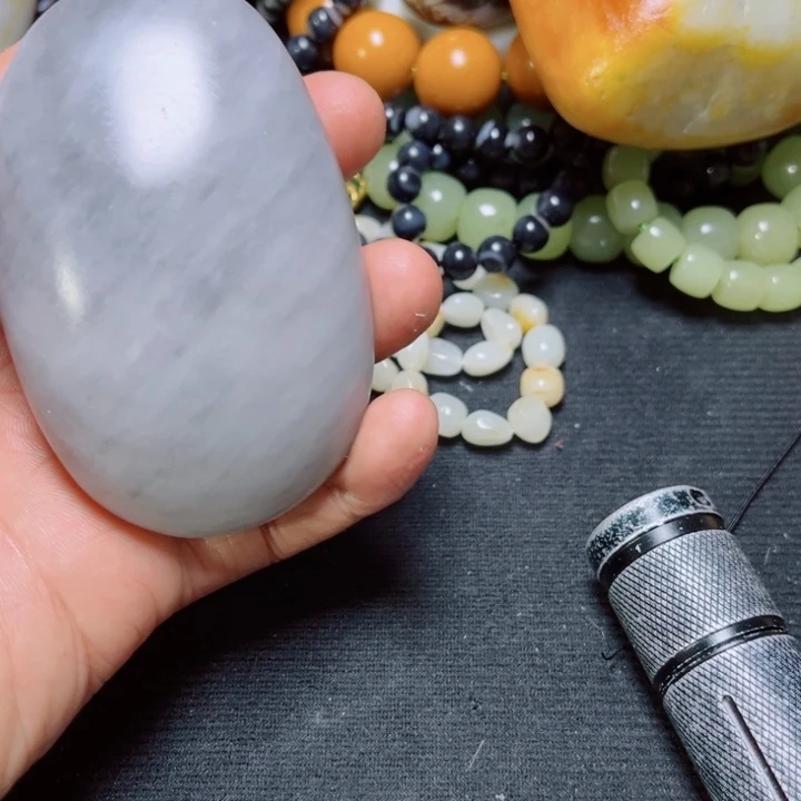 和田玉未镶嵌珠宝奇石