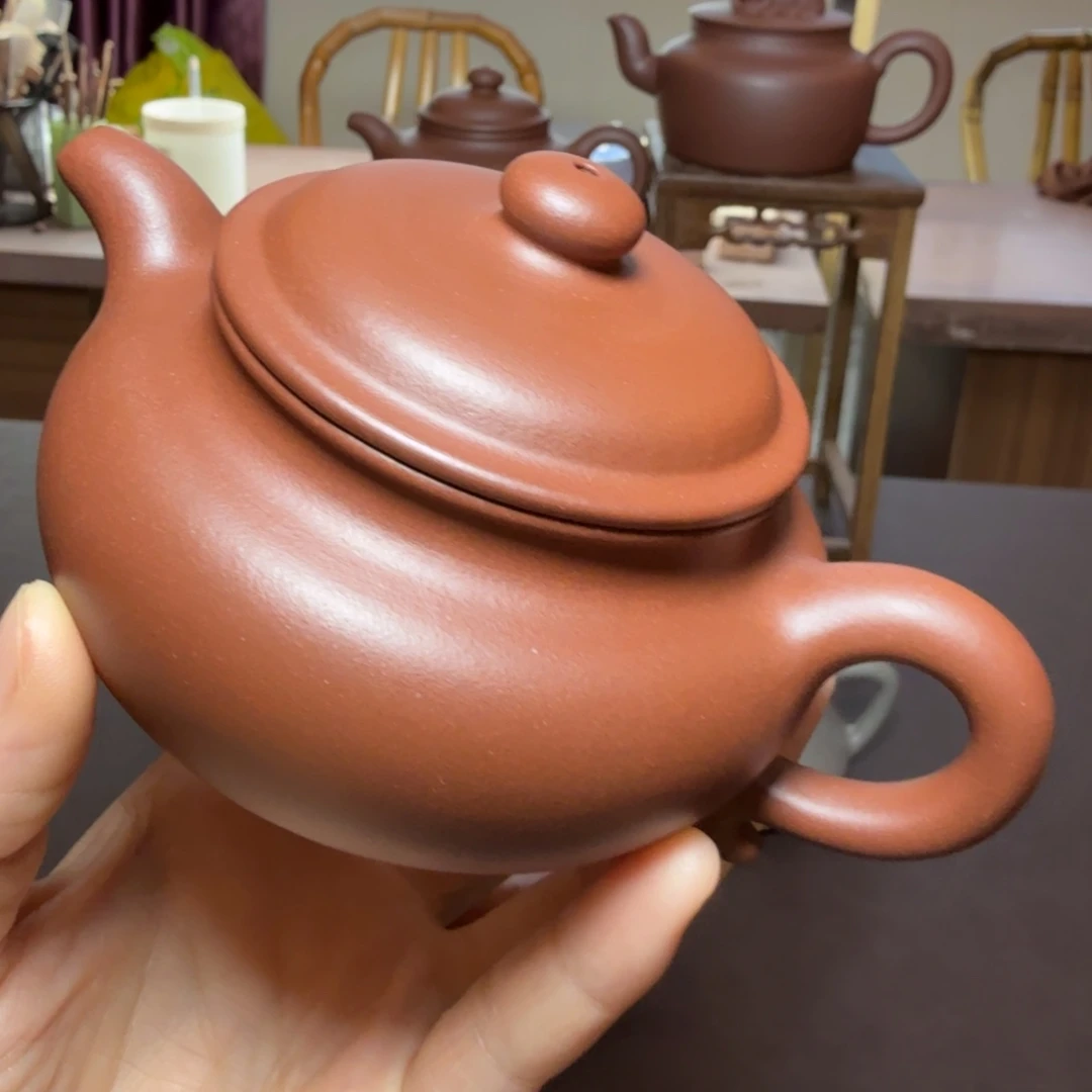 《微瑕福利》精工半手本山紫泥仿古壶200cc