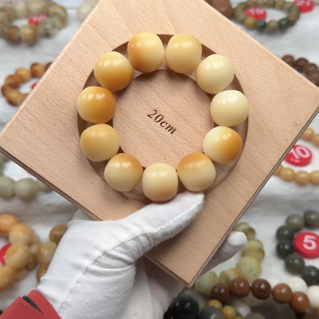 白玉菩提吊坠57-卡23手工干磨旺仔小馒头