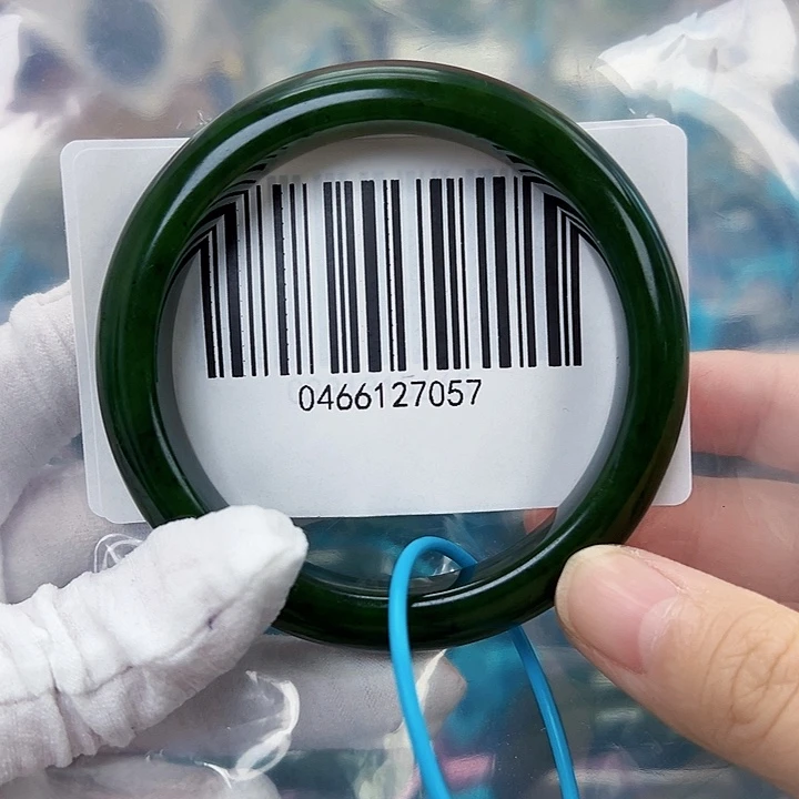 和田玉未镶嵌手镯微瑕5859