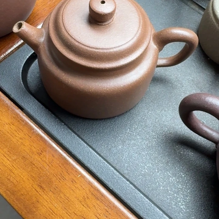 小****茶壶紫砂原矿半手工降坡泥德中150cc