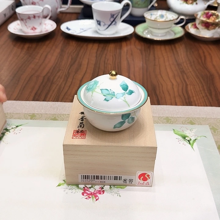 瓷片杯子杯子杯子水杯杯子水杯