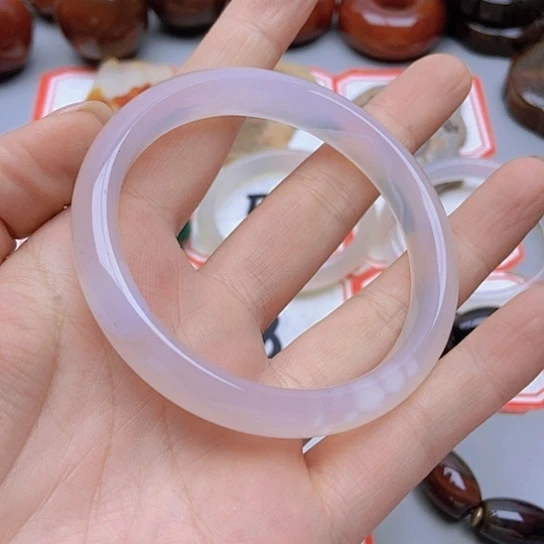 【闪购商品】玛瑙/玉髓未镶嵌珠宝半成品山*