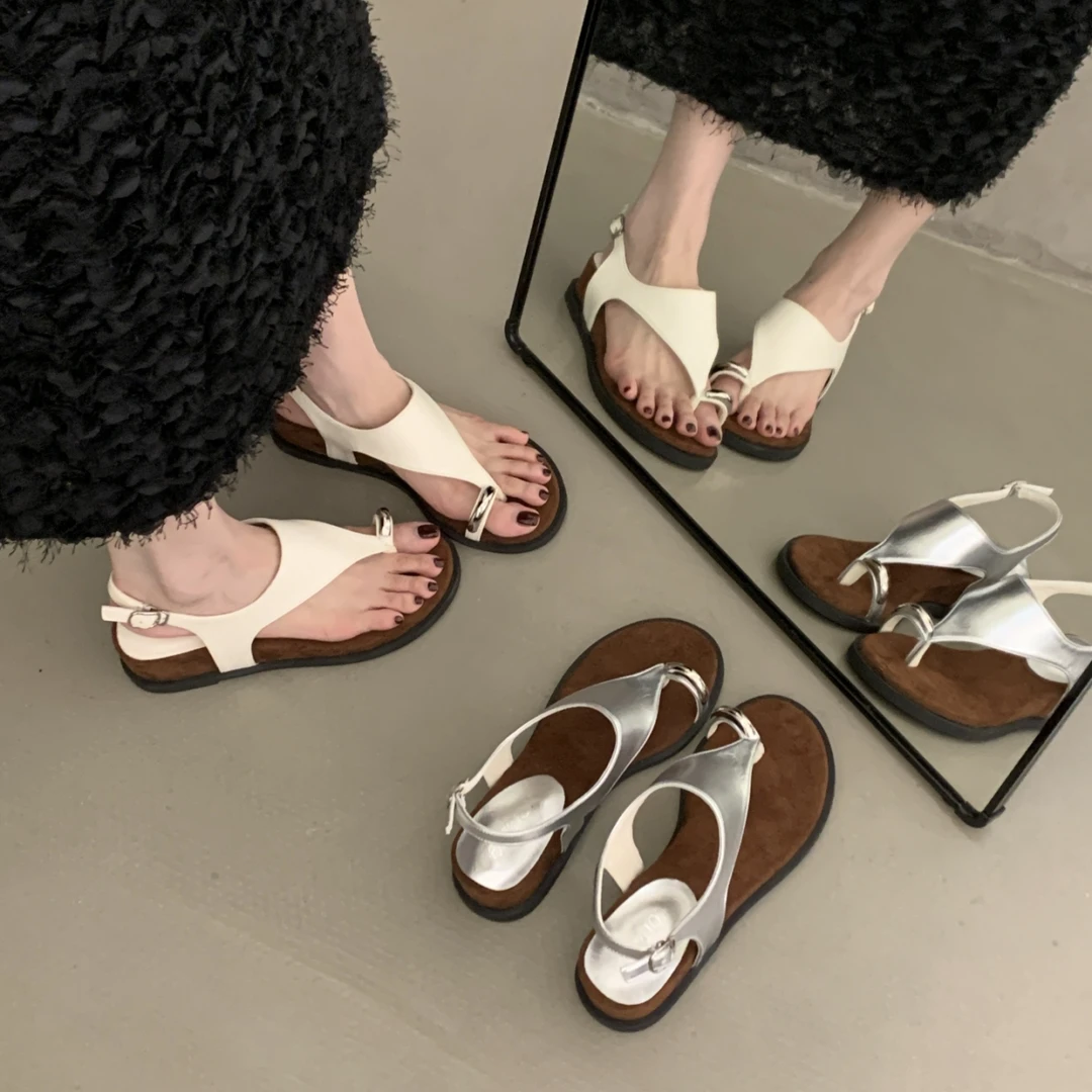 法式小众金属扣套趾凉鞋女2025夏季新款罗马鞋配裙子人字凉拖鞋