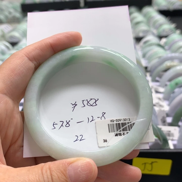 未镶嵌手镯翡翠22