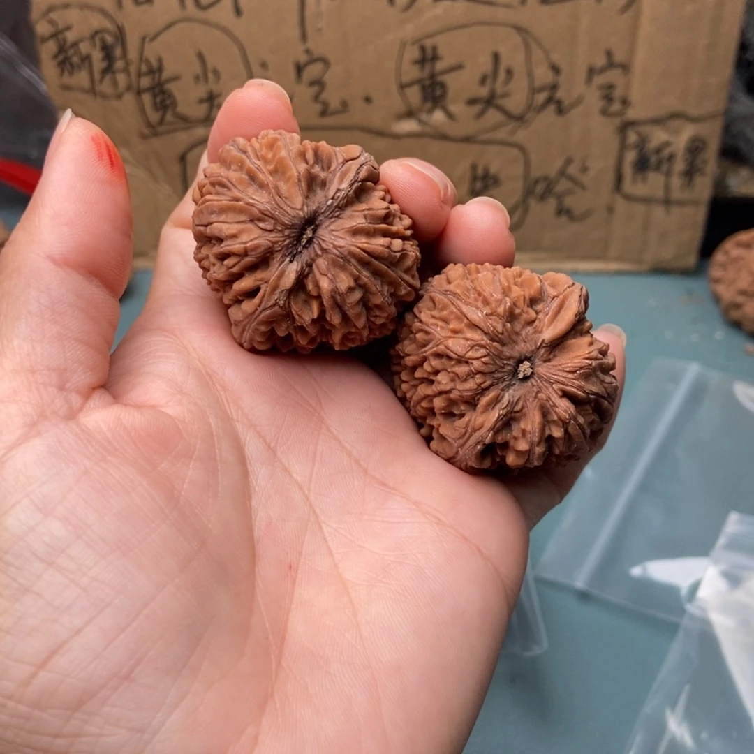 老***墨吊坠文玩核桃蒜头81