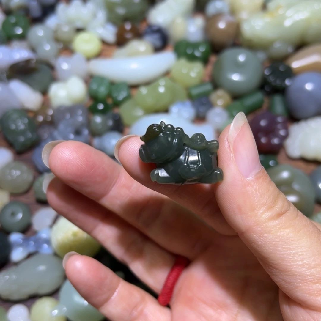 和田玉未镶嵌珠宝半成品