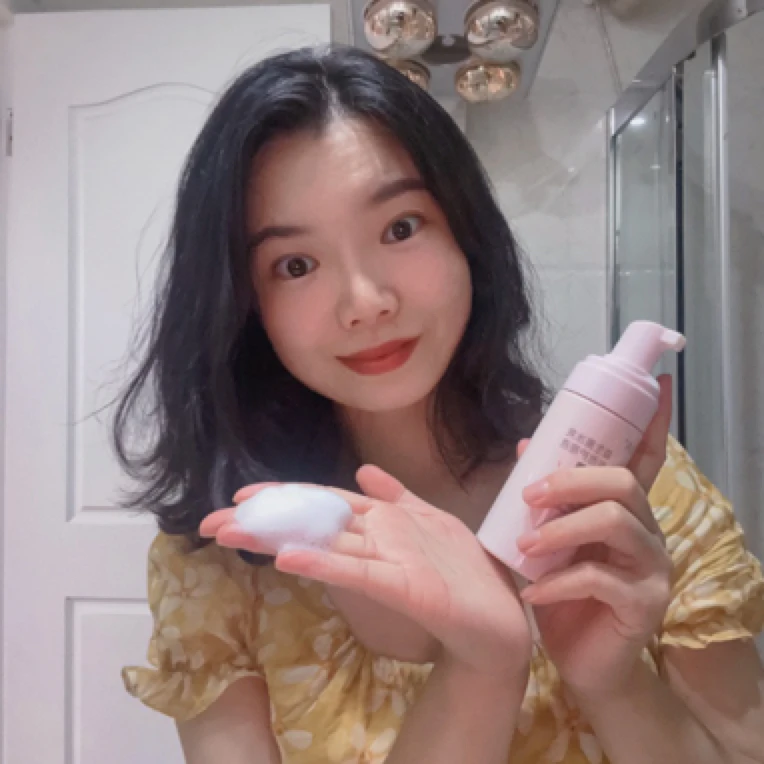 宫苒益生菌清爽泡泡护理液