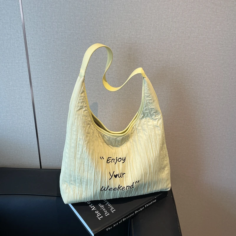 秋冬文艺大容量托特包休闲时尚百搭单肩包通勤女包小众日系女包包