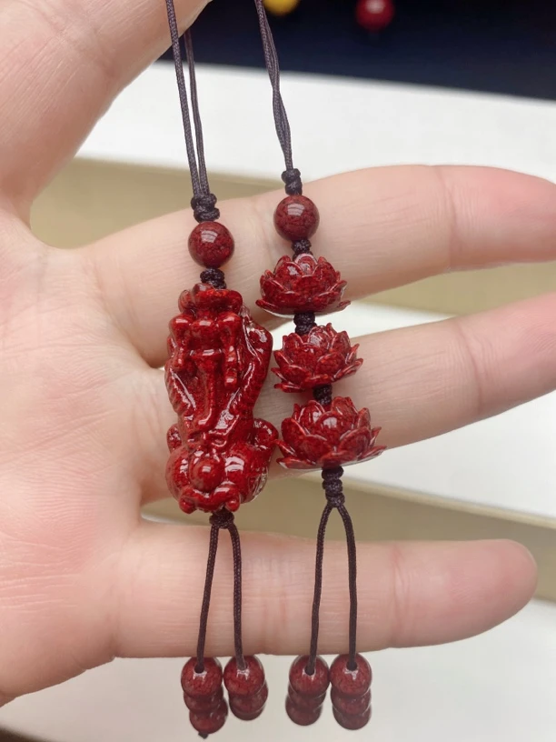 含辰砂工艺品福利款朱砂平安莲花钥匙扣女晶体砂莲花转运手机链