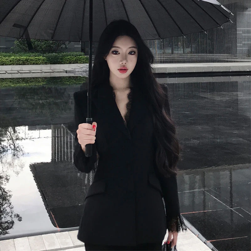 蕾丝西服套装黑色长袖西装外套女秋季新款气质微喇叭休闲裤两件套