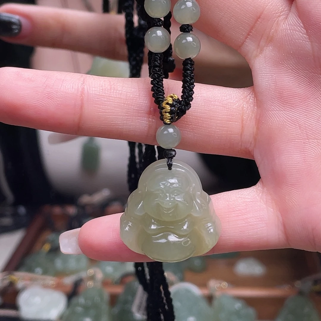 和田玉（糖玉）未镶嵌颈饰25中