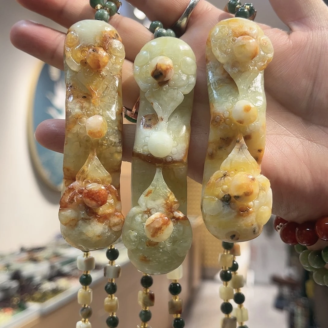 岫玉颈饰未镶嵌岫玉