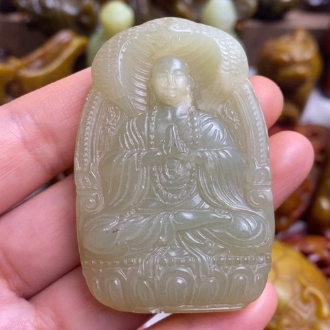 蛇纹石玉未镶嵌颈饰124