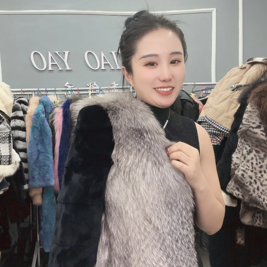 姚小妖家高端皮草