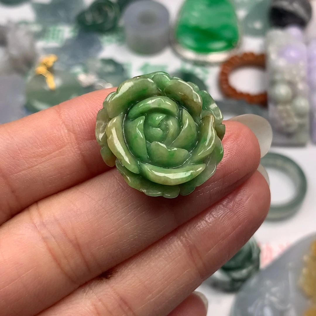 定制翡翠未镶嵌翡翠