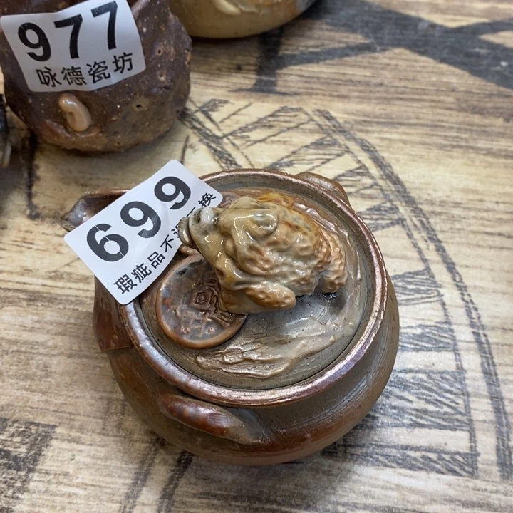杯柴烧烤等小吃在国内颇