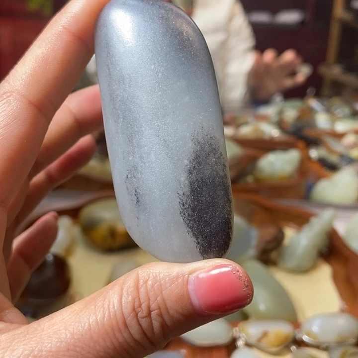 和田玉把件未镶嵌I****店