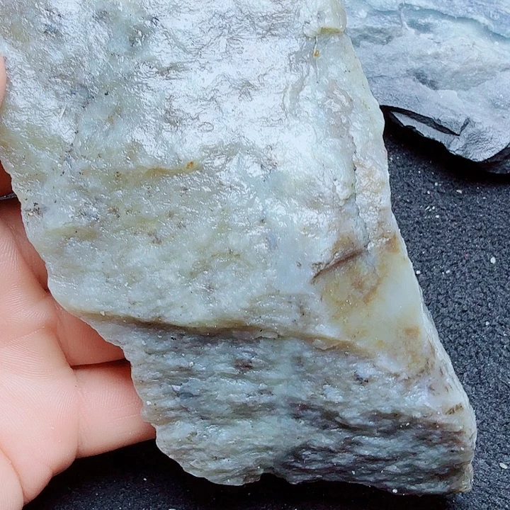 未镶嵌和田玉（糖玉）珠宝半成品