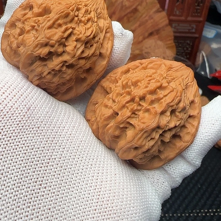 吊坠文玩核桃全品红狮子43尺稀有老品种