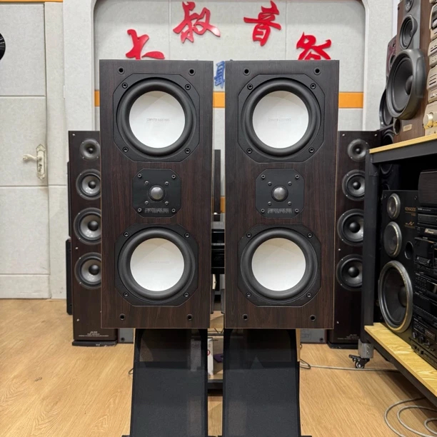 9新  CAV凯旋3号双6.5寸书架音箱一对，正常使用，运费自理