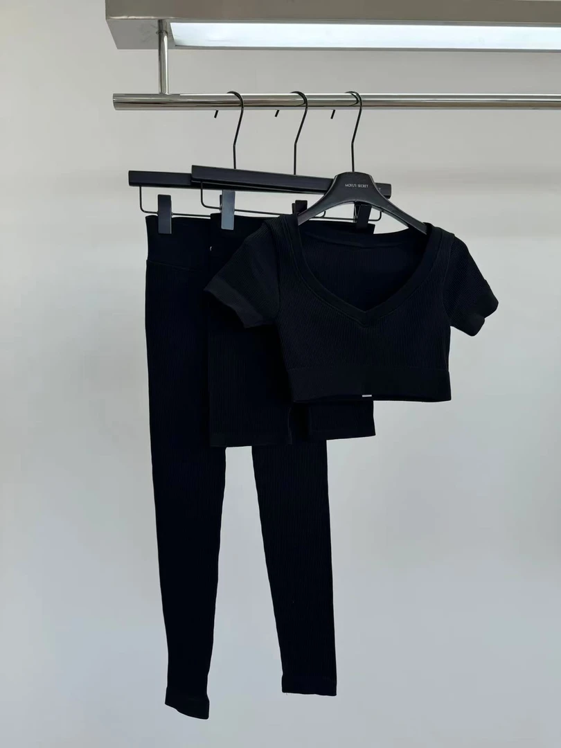 no退no换微脏微暇  797女士时尚套装