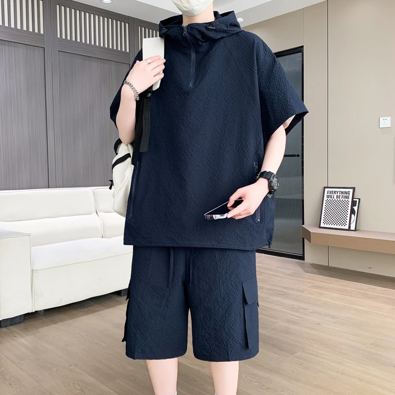 夏季冰丝套装男2025年新款潮流休闲宽松帅气男款夏装短袖T恤一套
