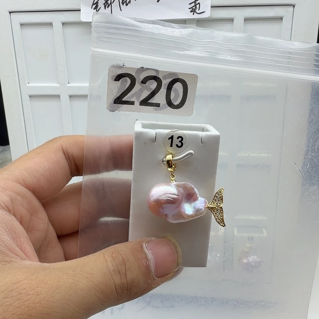 淡水珍珠合金颈饰
