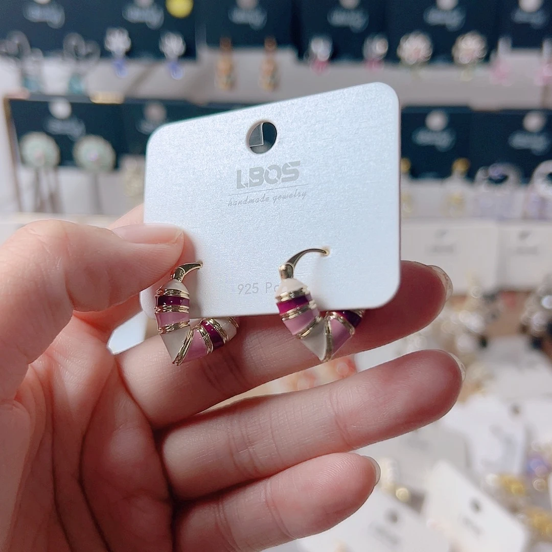 锆石纯铜合金耳环的