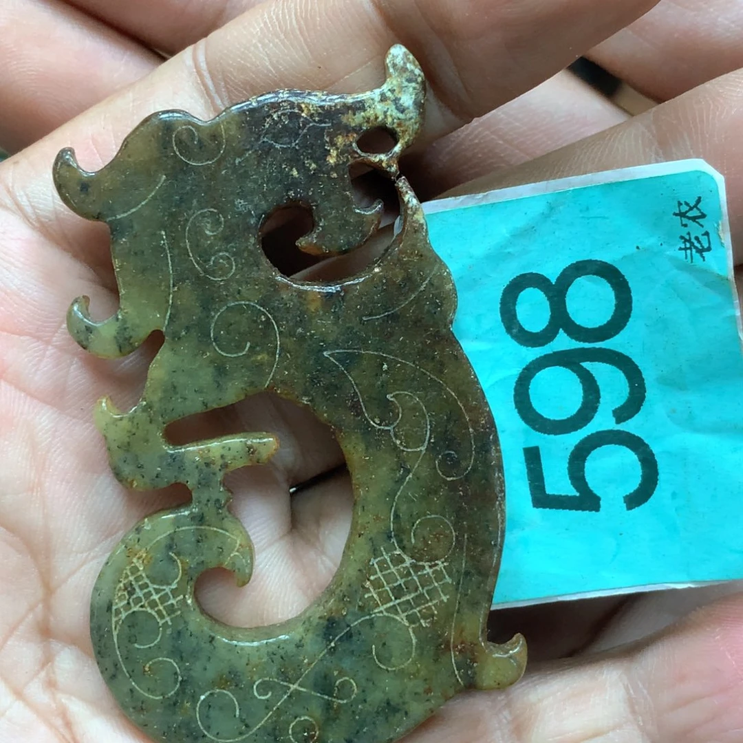 未镶嵌和田玉挂件