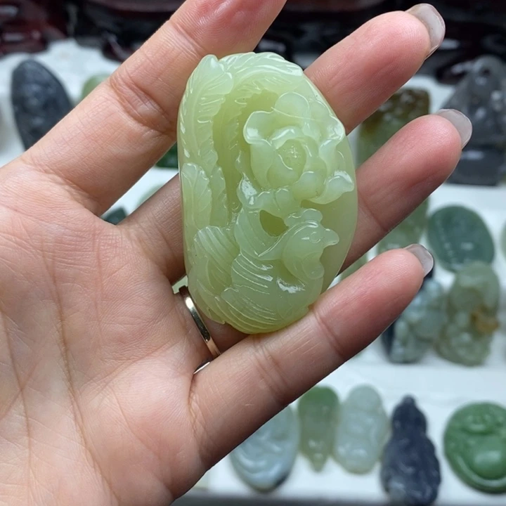 和田玉未镶嵌颈饰87