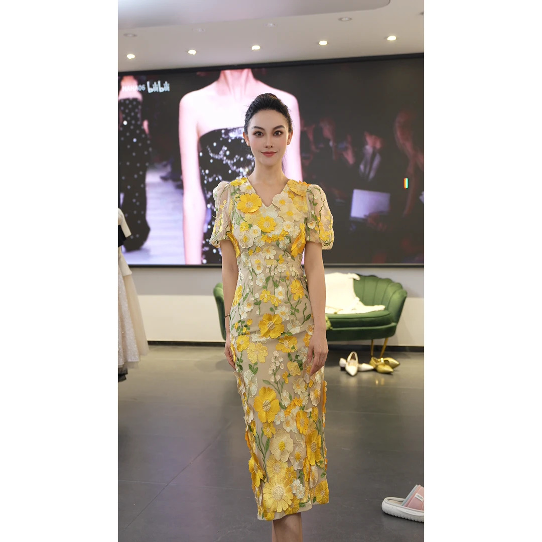立体提花气质显瘦高腰女装碎花网红时尚夏季复古长款连衣裙9021