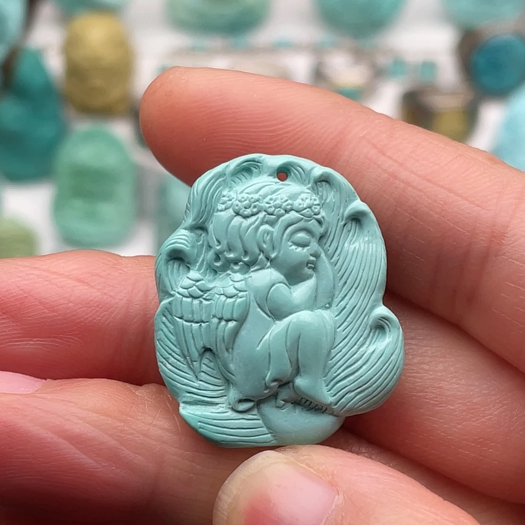 绿松石未镶嵌颈饰