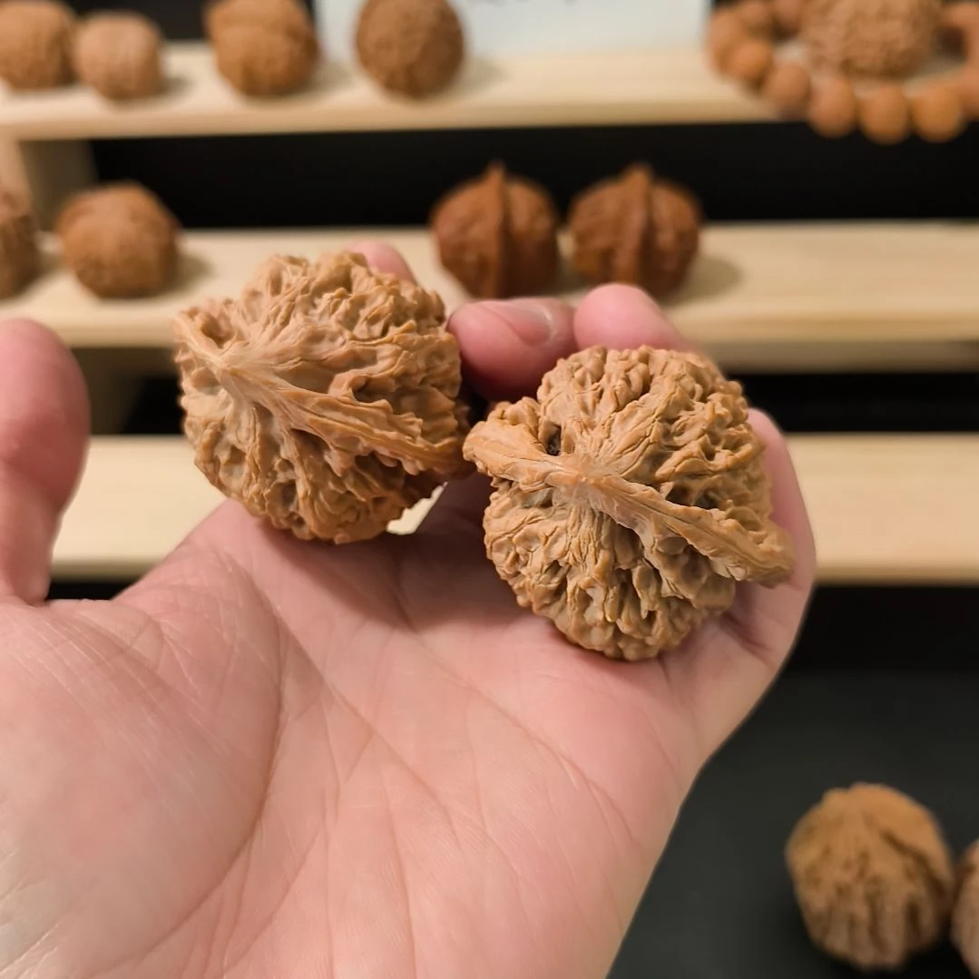 文玩核桃吊坠48官帽