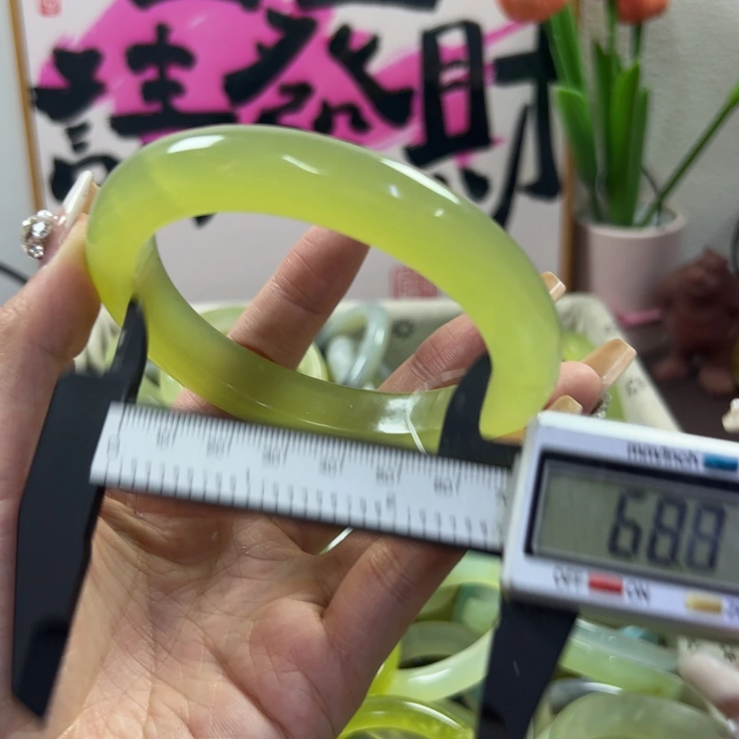 蛇纹石玉手镯未镶嵌162