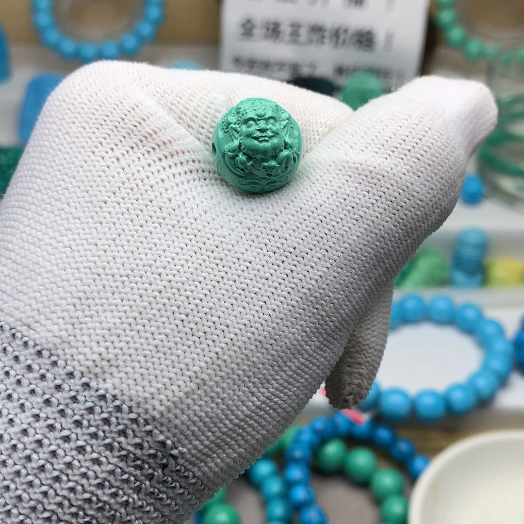 湖北发货批发精挑绿色矿原创手串108雕刻多样性发货 以介绍为准