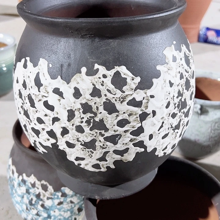 高度24厘米口19厘米