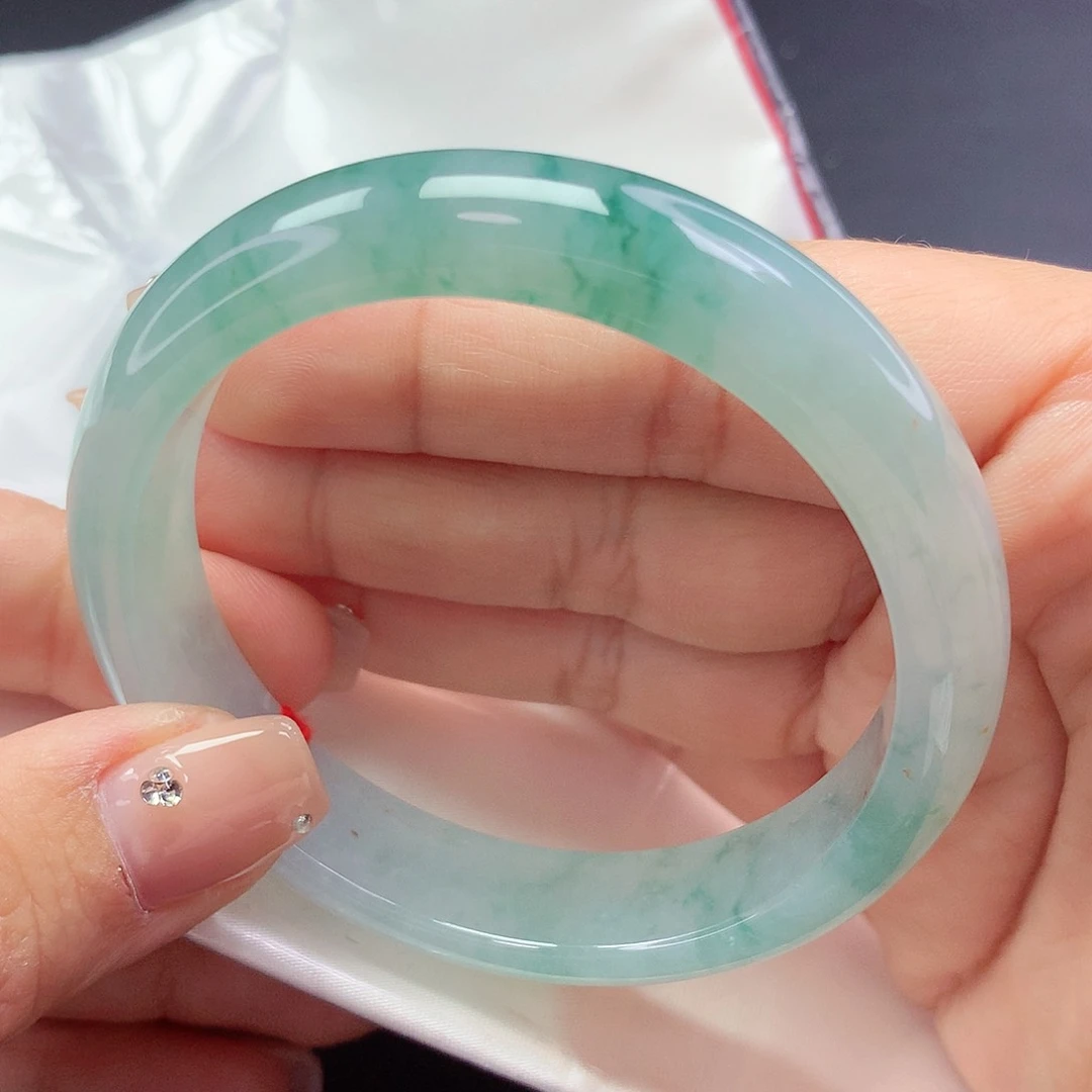 【闪购商品】翡翠手镯未镶嵌a 163381