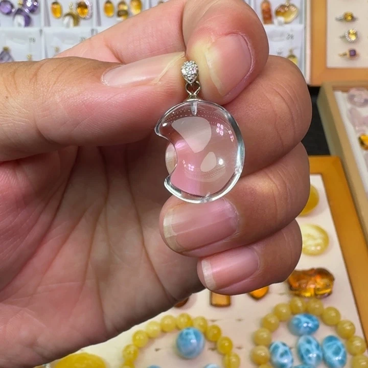 银S925镶嵌颈饰水晶吊坠