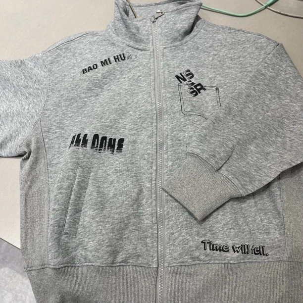 1071儿童拉链卫衣外套