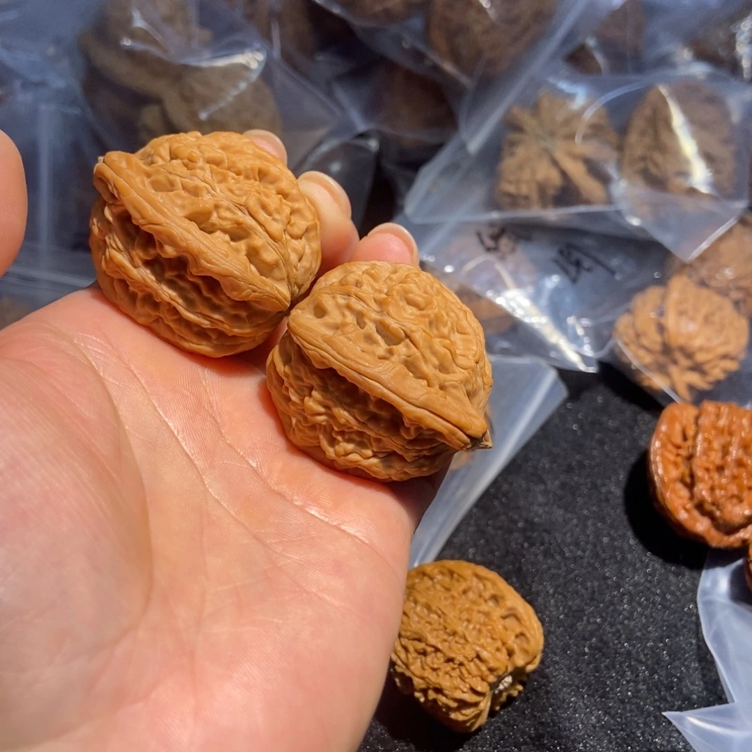 文玩核桃吊坠41老虎核桃39