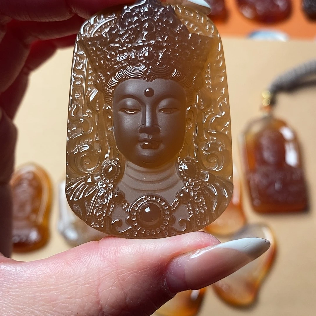 夏***至玛瑙/玉髓未镶嵌颈饰