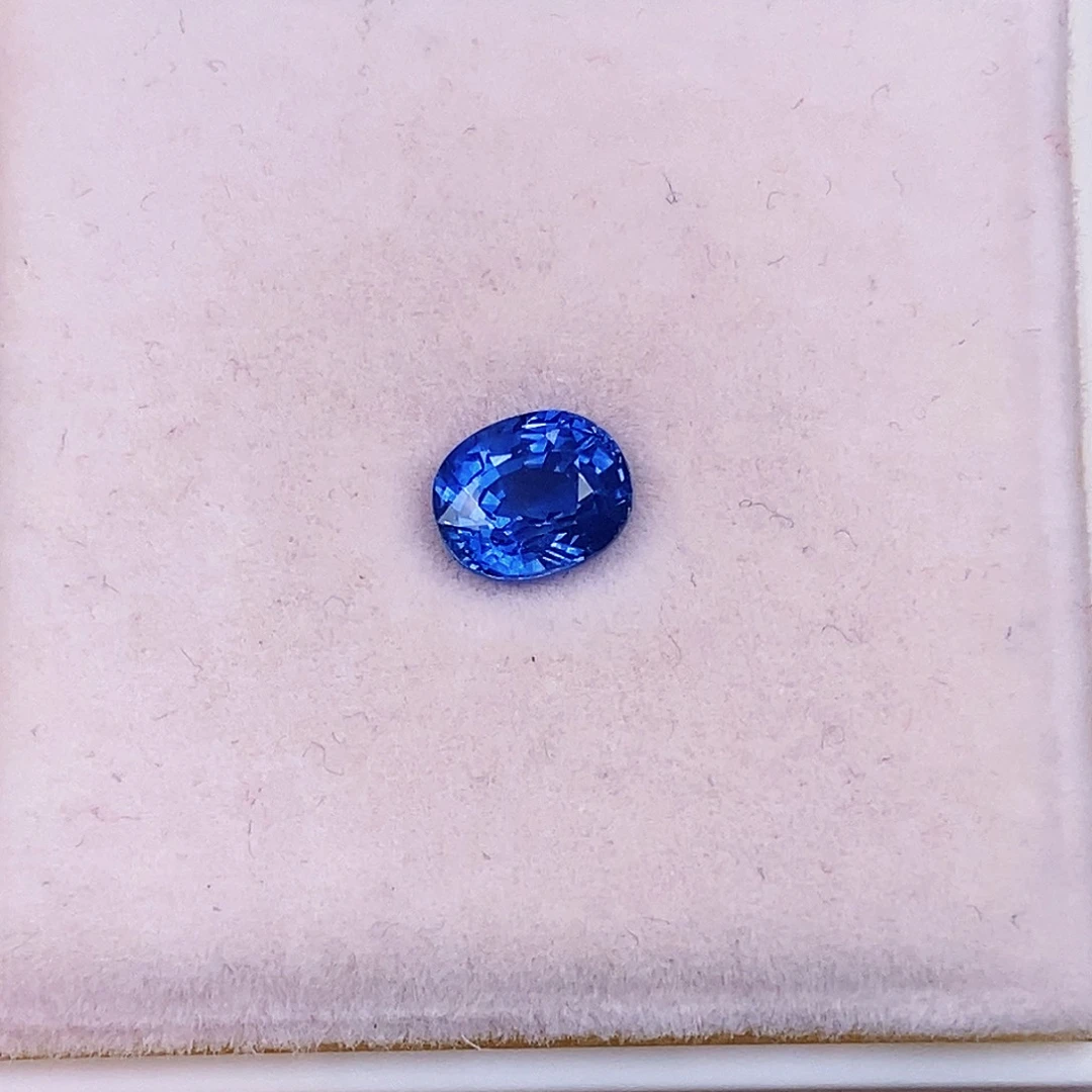 蓝宝石裸石1.2ct天然